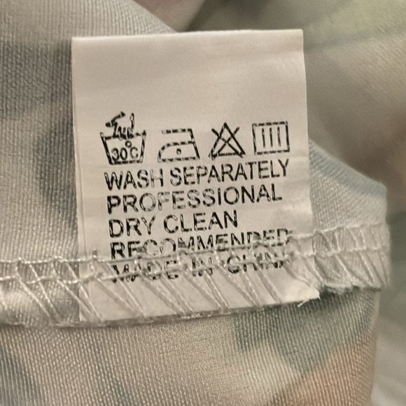 Vintage Liang Dian Yi Zu print blouse M-L - Picture 10 of 11